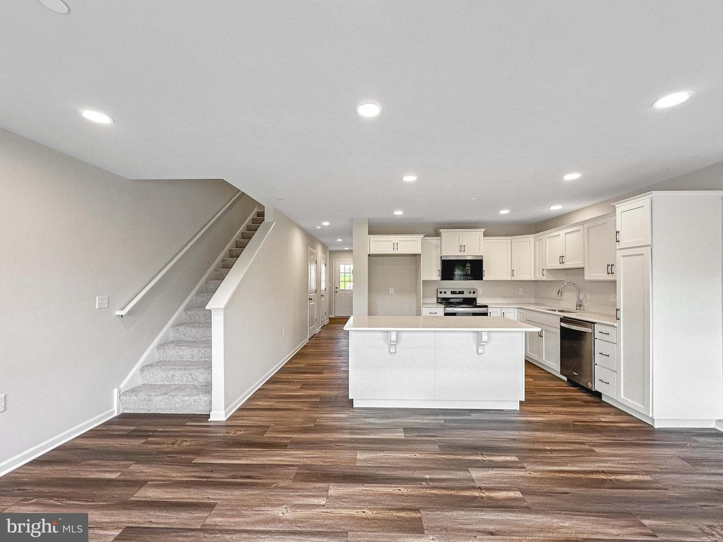 151 Highpoint Park Drive photo 5