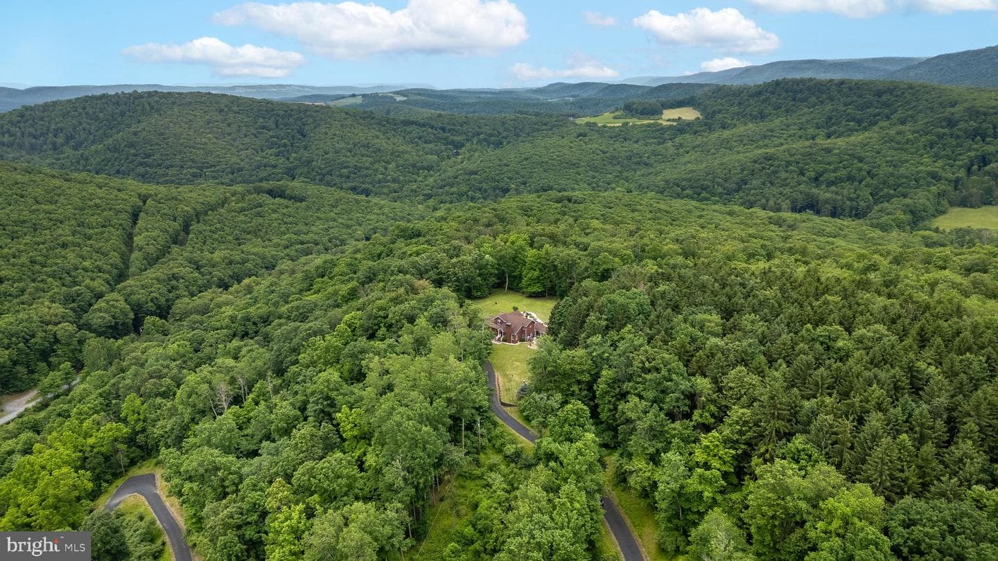1296 Sunnyside Hollow Road photo 4
