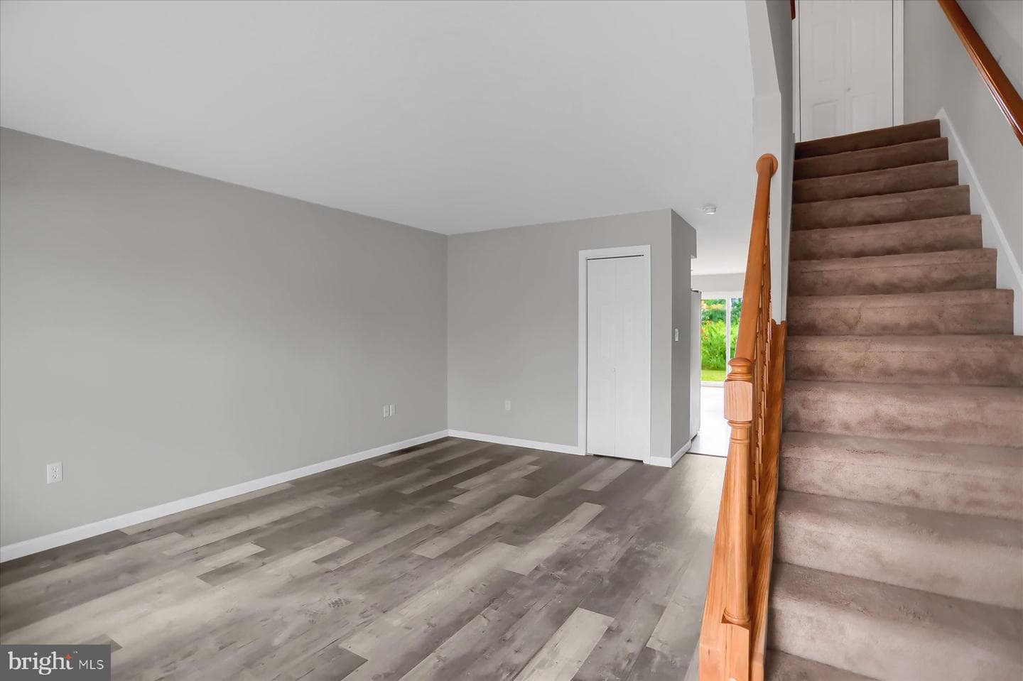 206 Fieldstone Lane photo 2