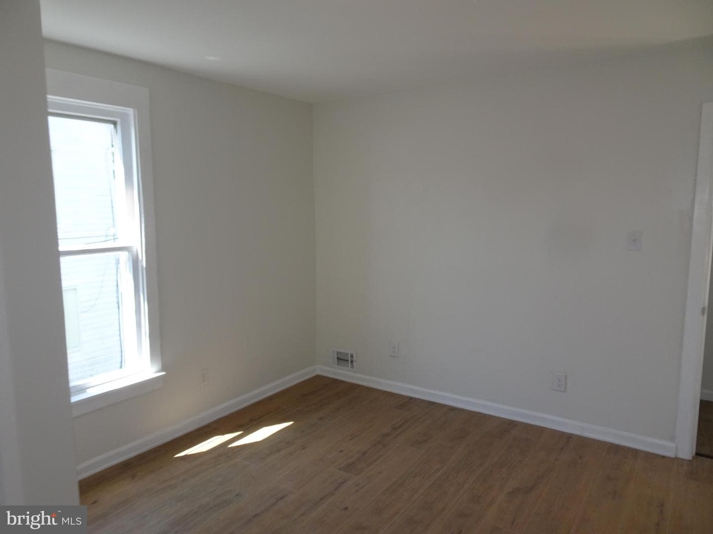114 W Main Street photo 22