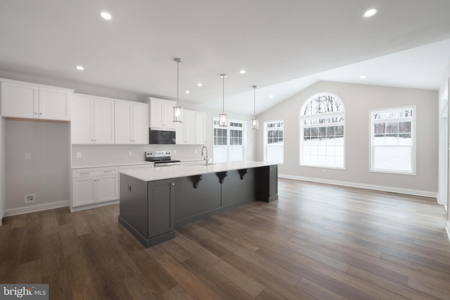 2431 Barns Lane photo 32