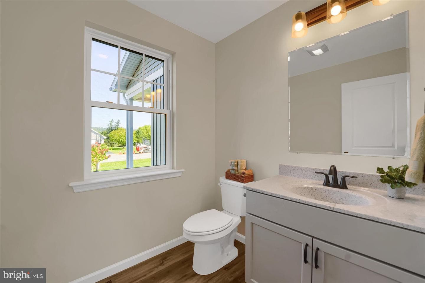 118 Franklin Street photo 13