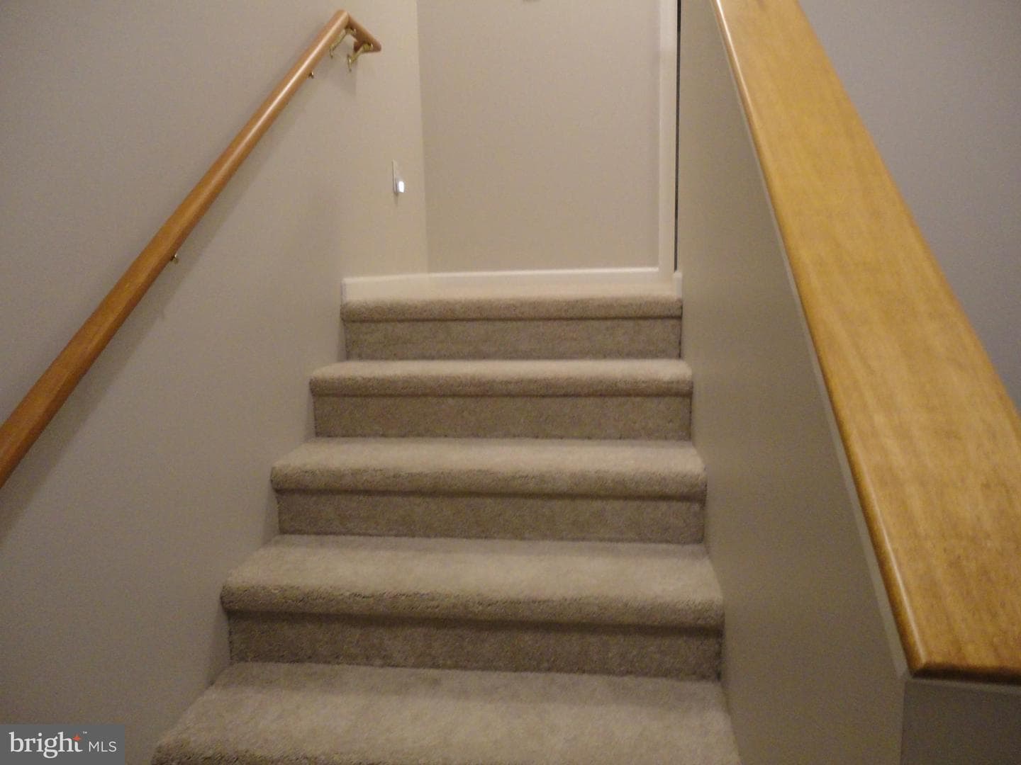 139 Winchester Court photo 20