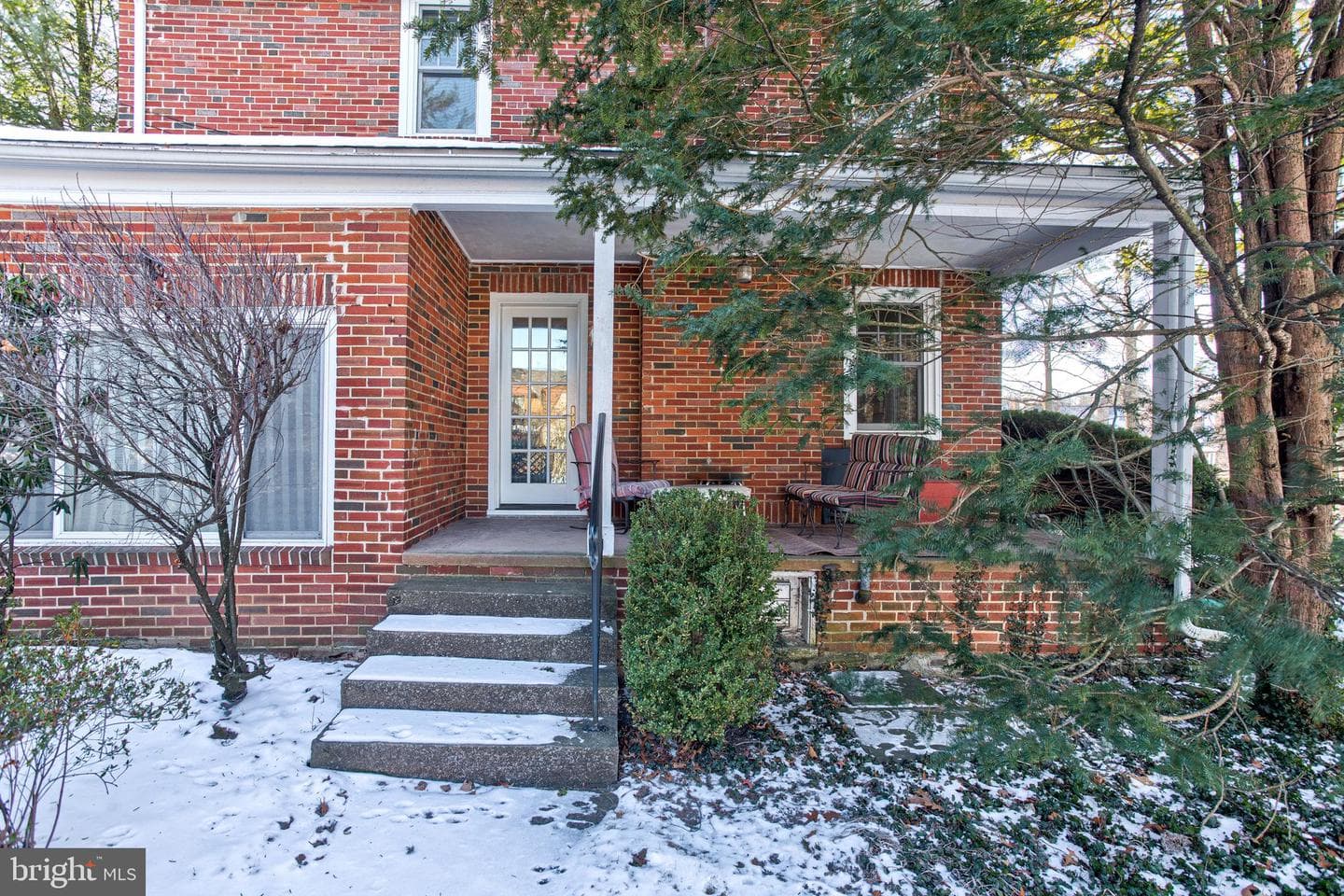 458 E Fairmount Avenue photo 39