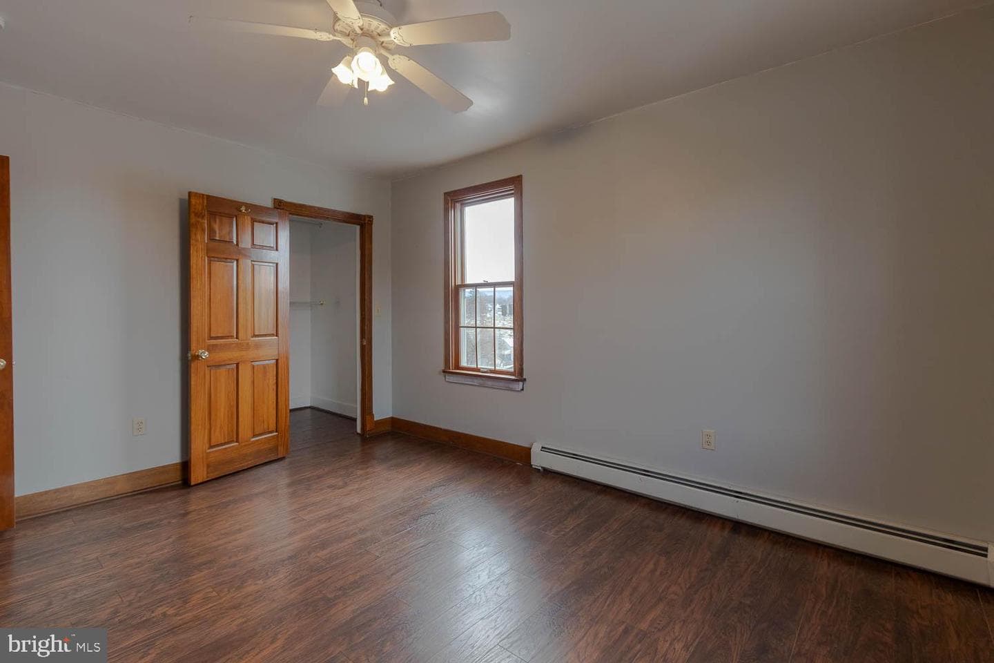 338 E Lamb Street photo 28