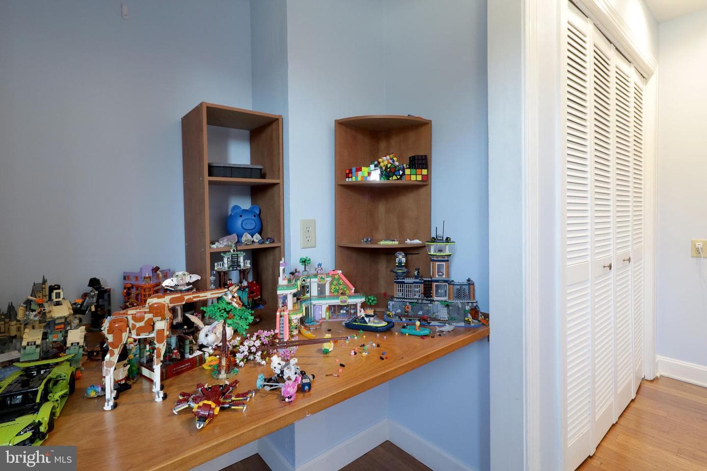 2610 Sleepy Hollow Drive photo 60