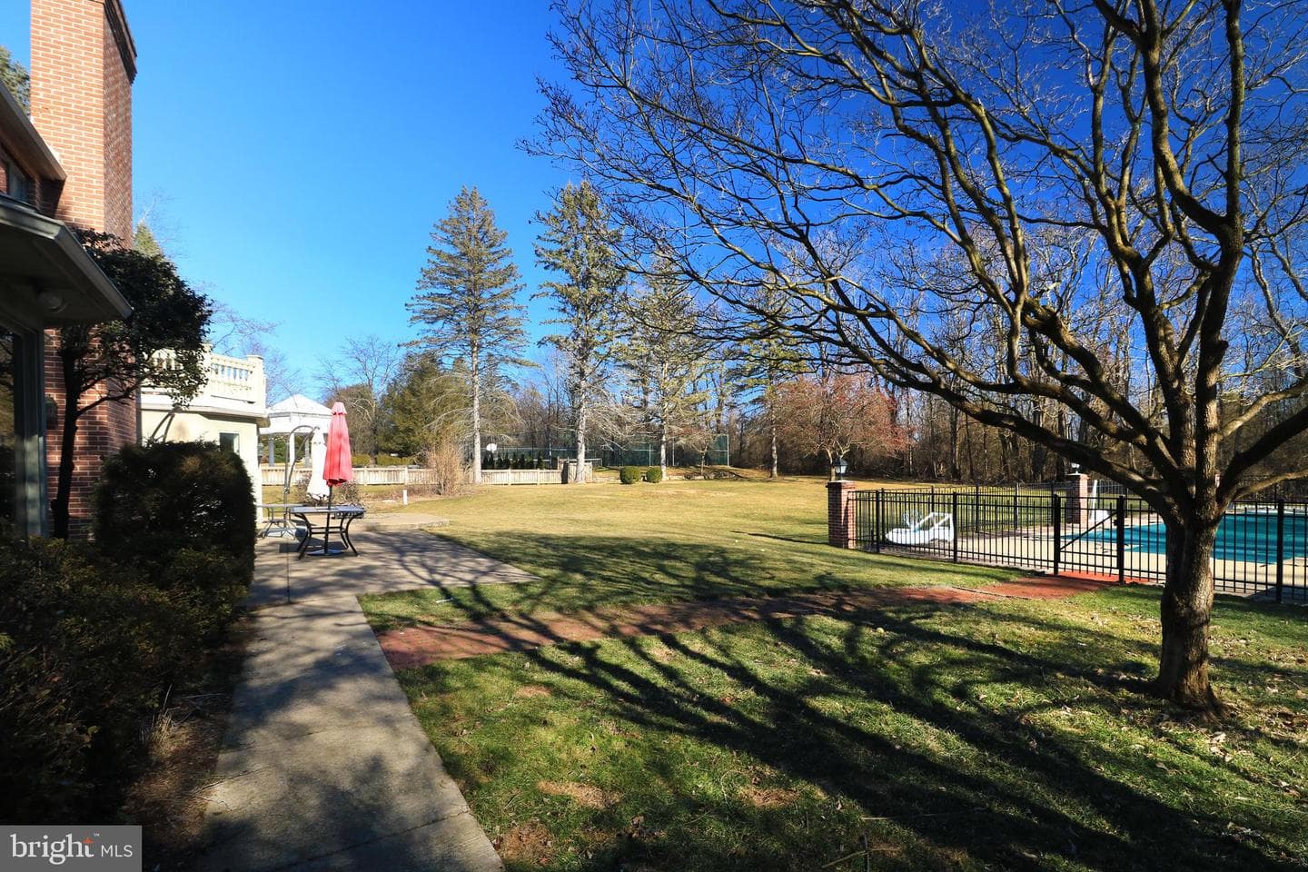 2610 Sleepy Hollow Drive photo 69