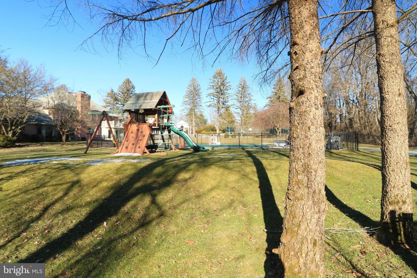 2610 Sleepy Hollow Drive photo 74
