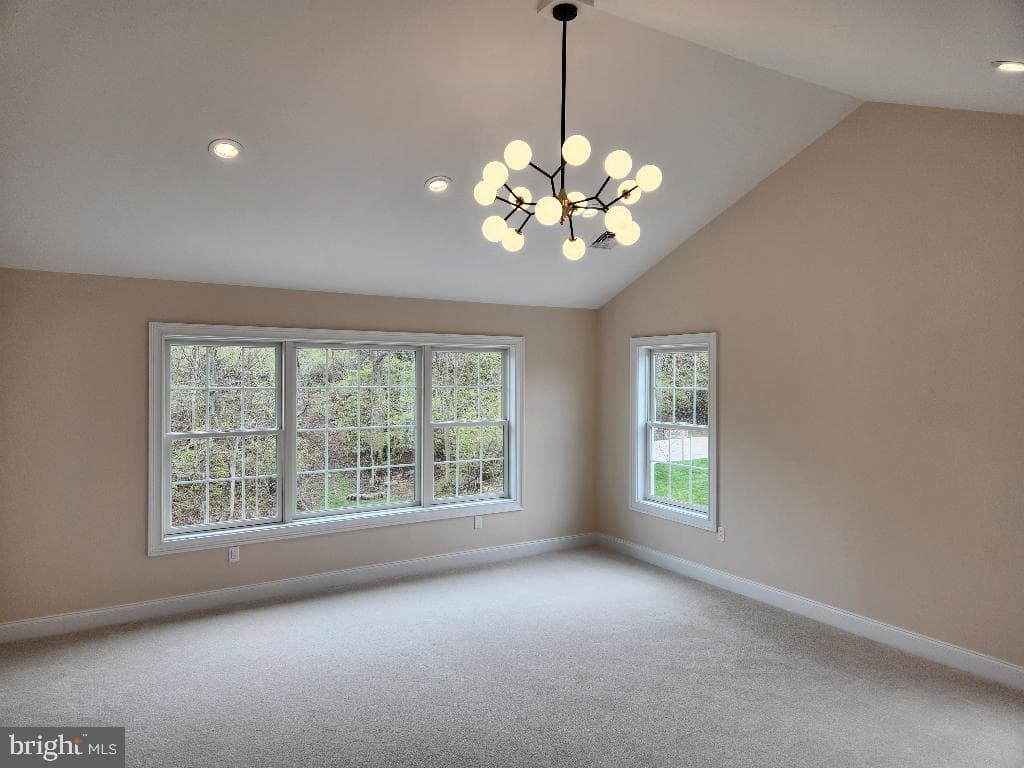 240 Banyan Drive photo 24