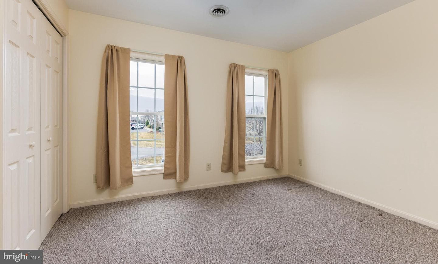 307 Chadham Court photo 11