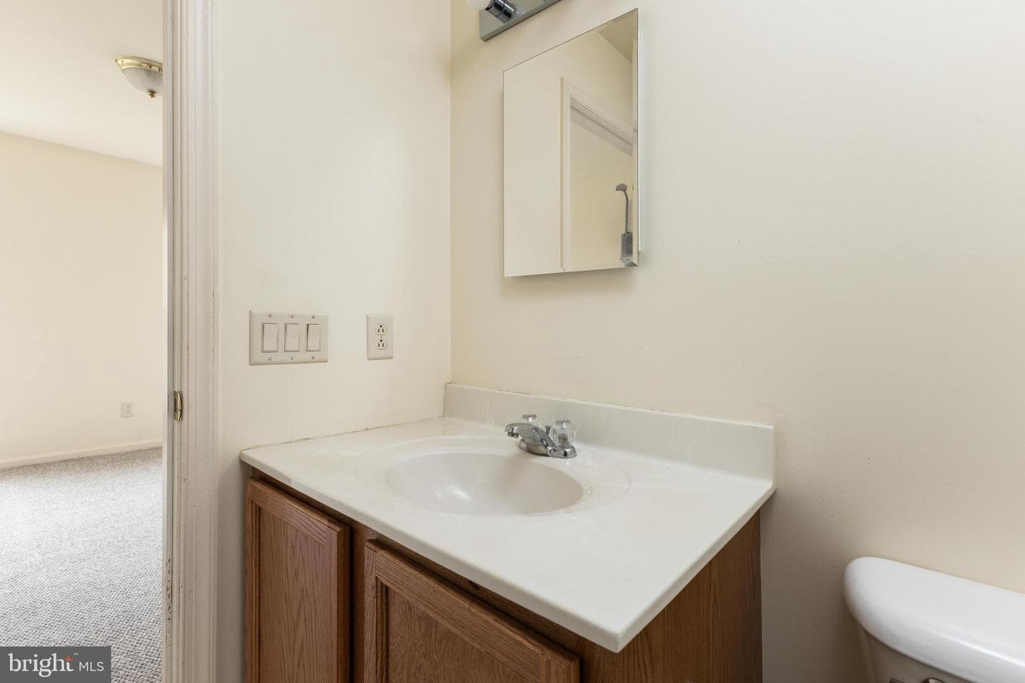 307 Chadham Court photo 17