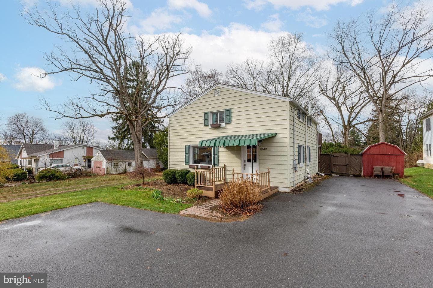 1832 Waddle Road photo 2