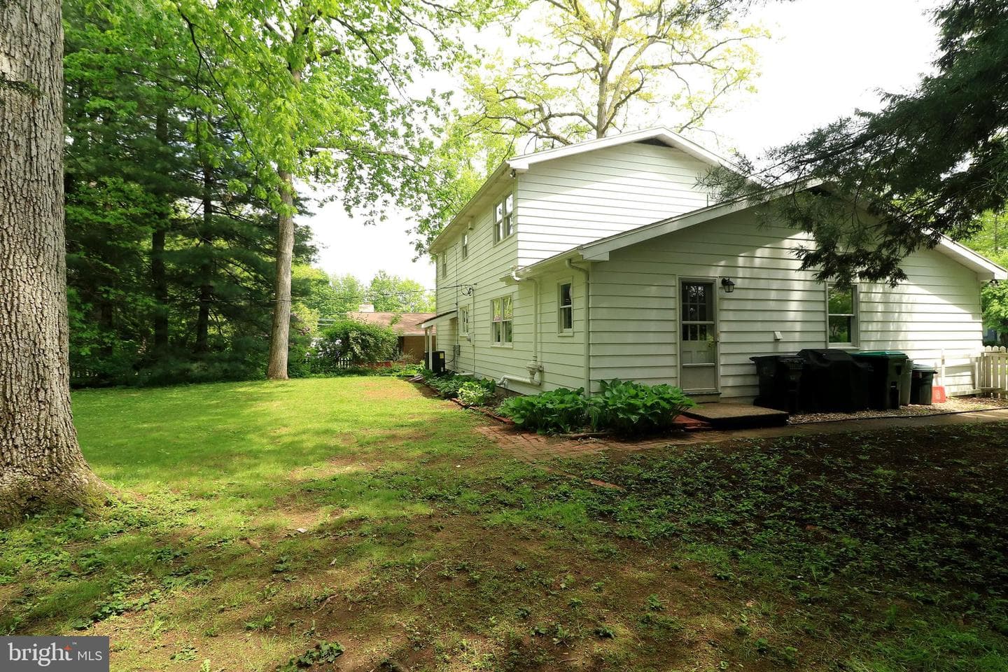 131 W Marylyn Avenue photo 46