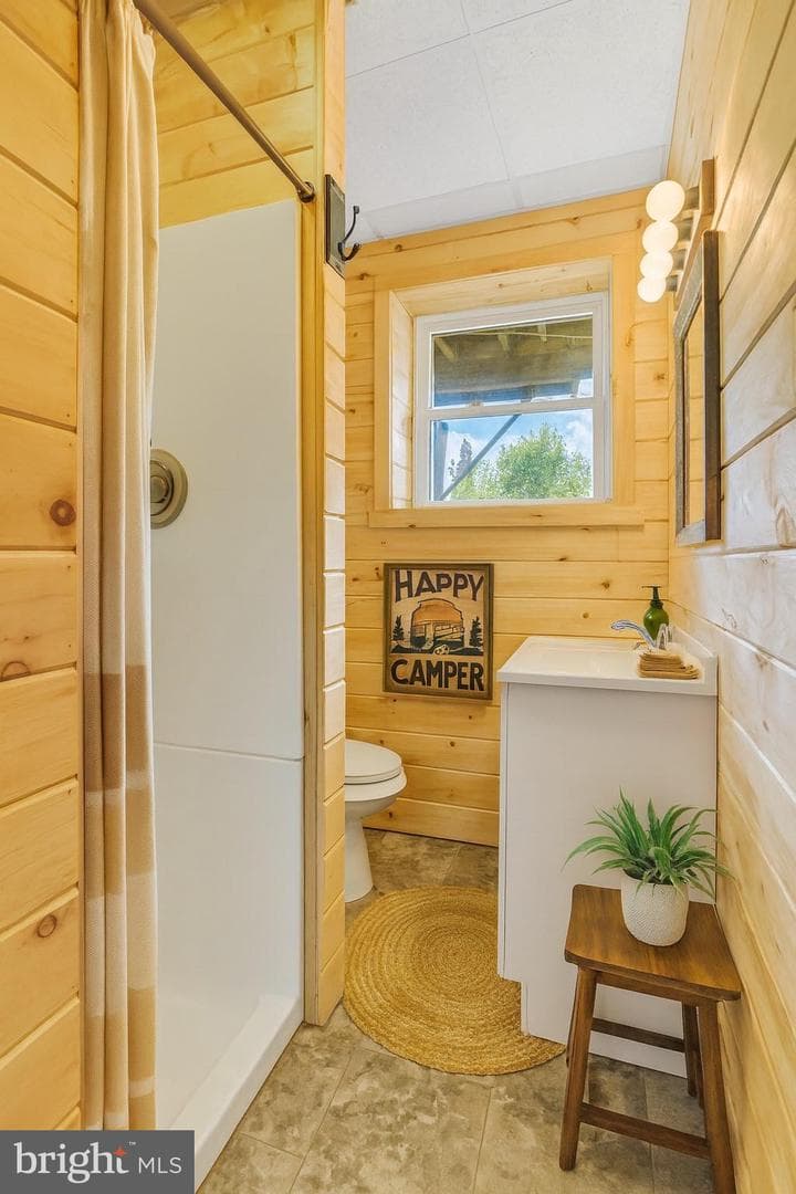 107 Linkin Park Drive photo 54