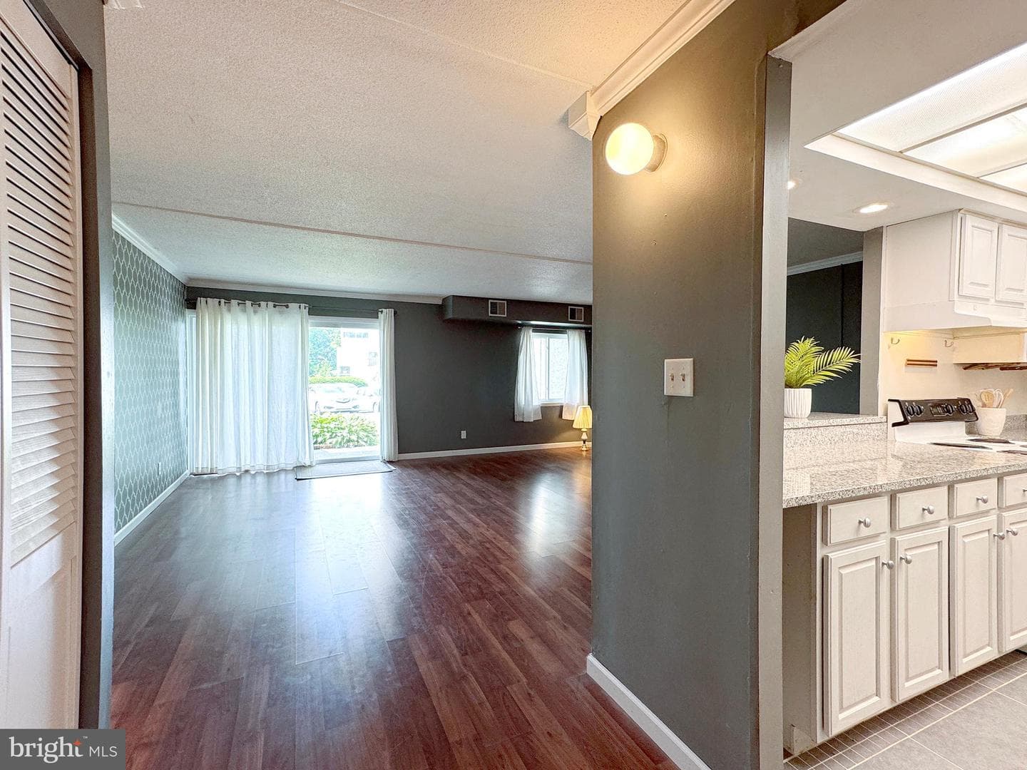 804 Stratford Drive #11 photo 4