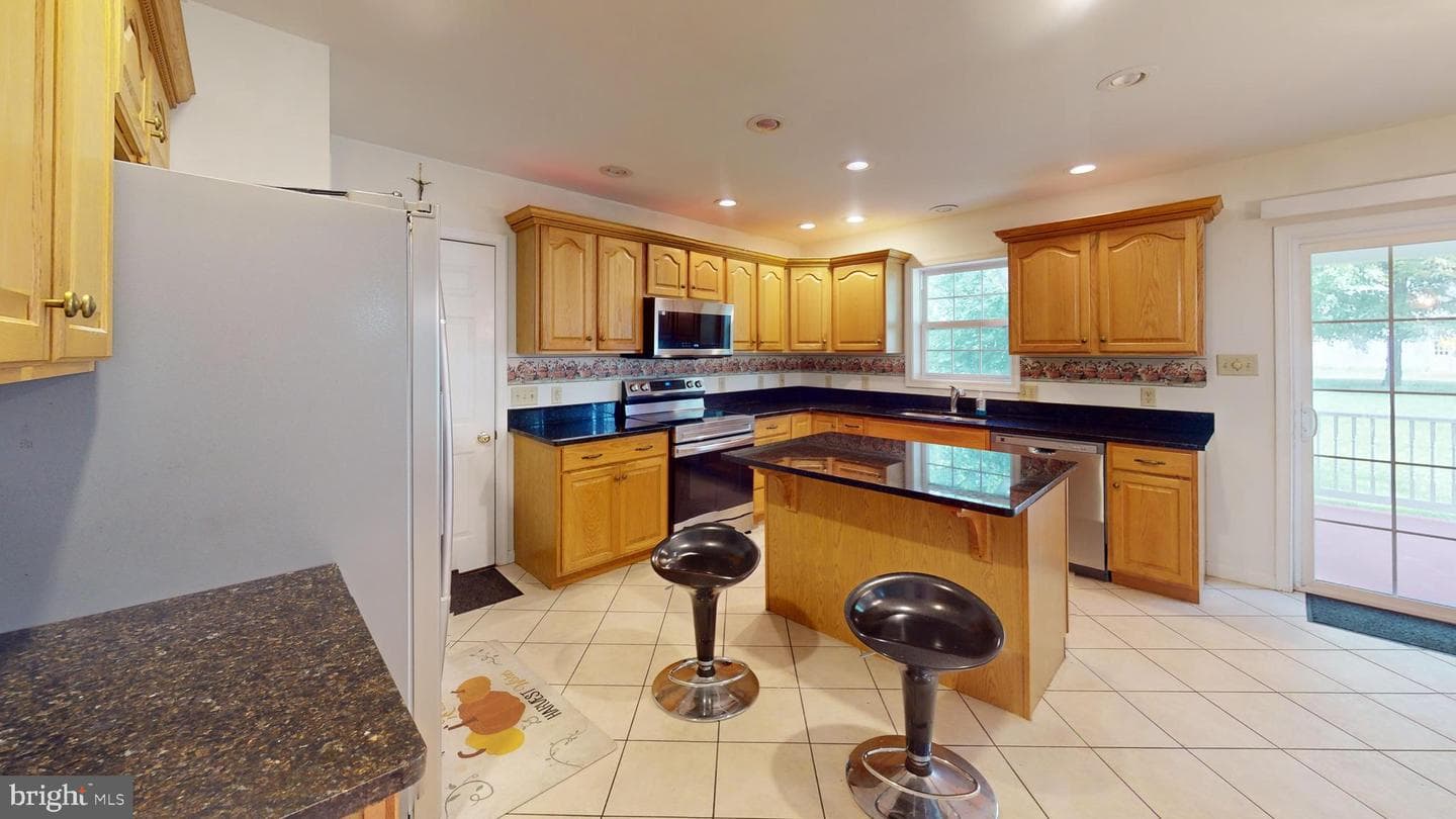 81 Bethel Court photo 13