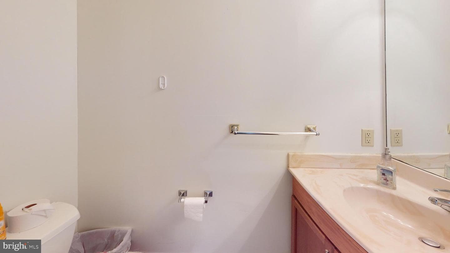 81 Bethel Court photo 38