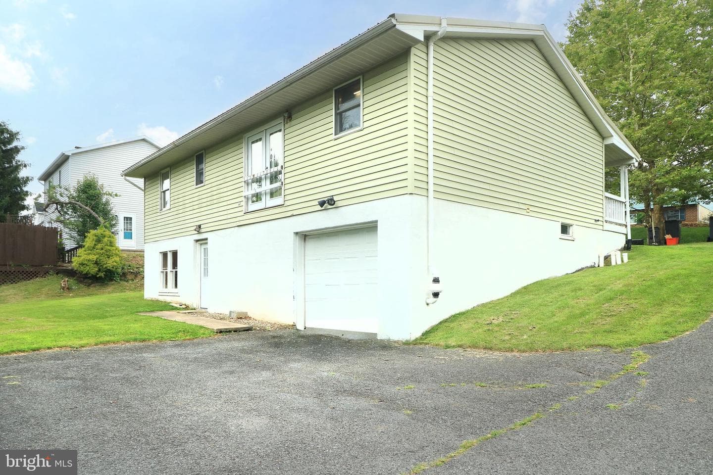 250 1st Avenue photo 29