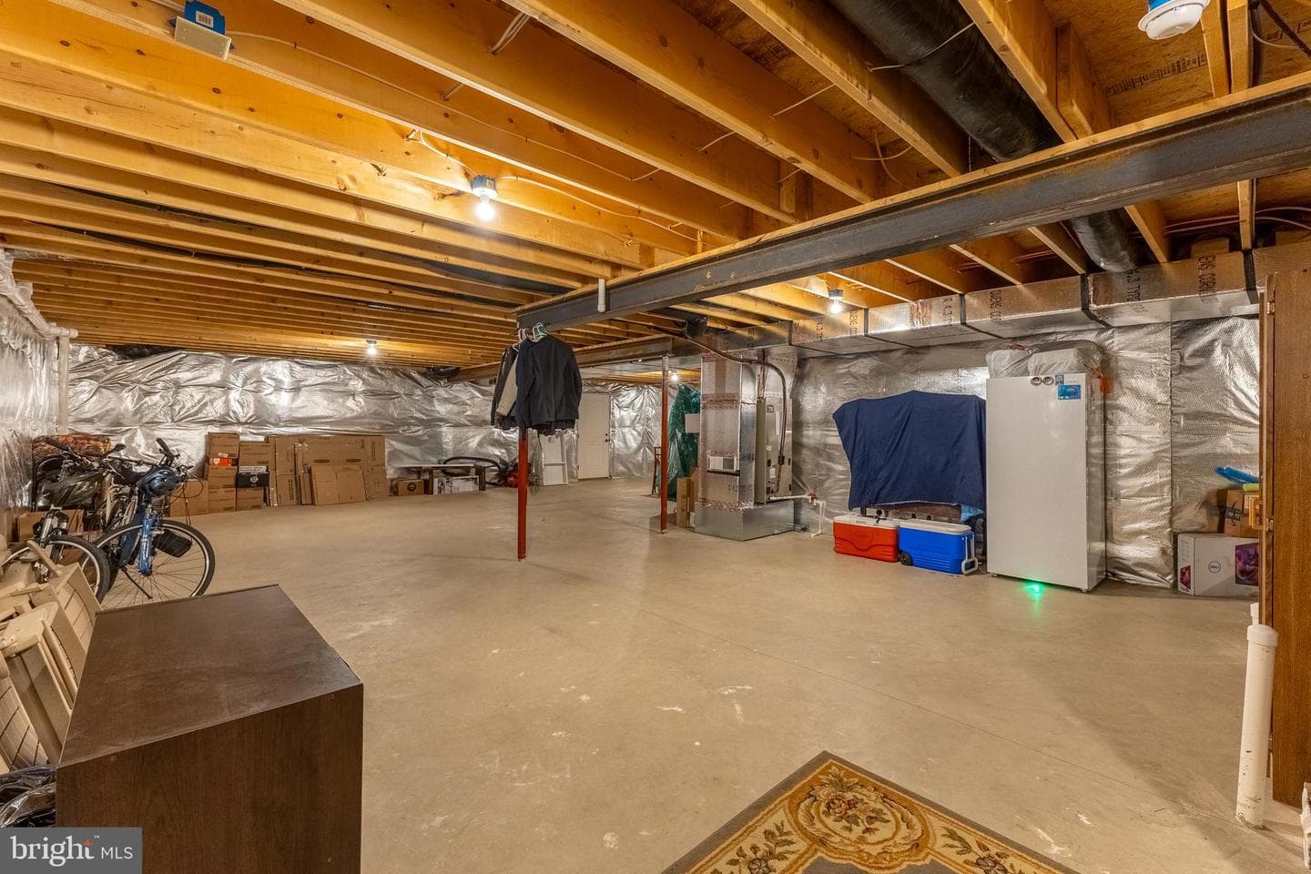 120 Emma Court photo 36