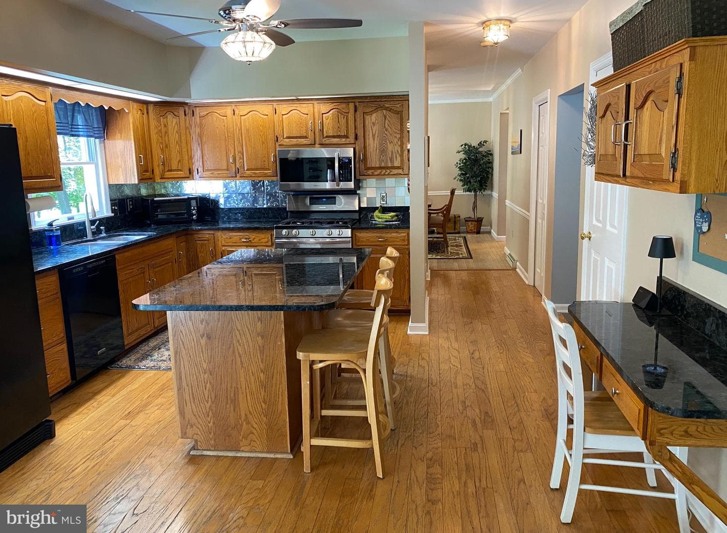 111 Wildernest Lane photo 20