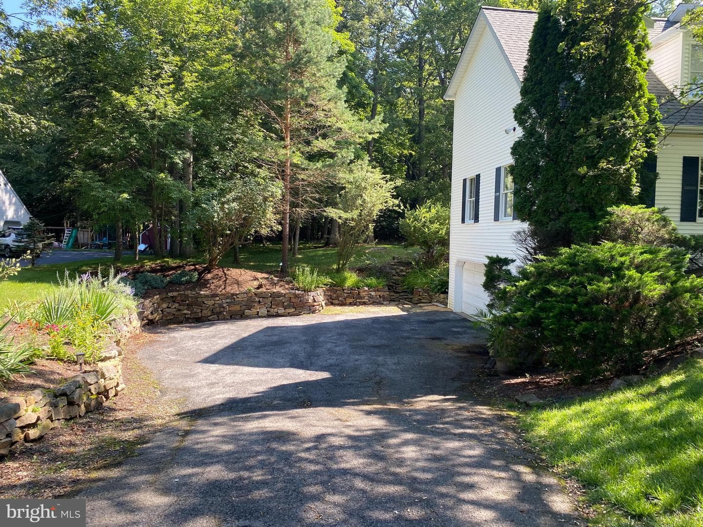 111 Wildernest Lane photo 56