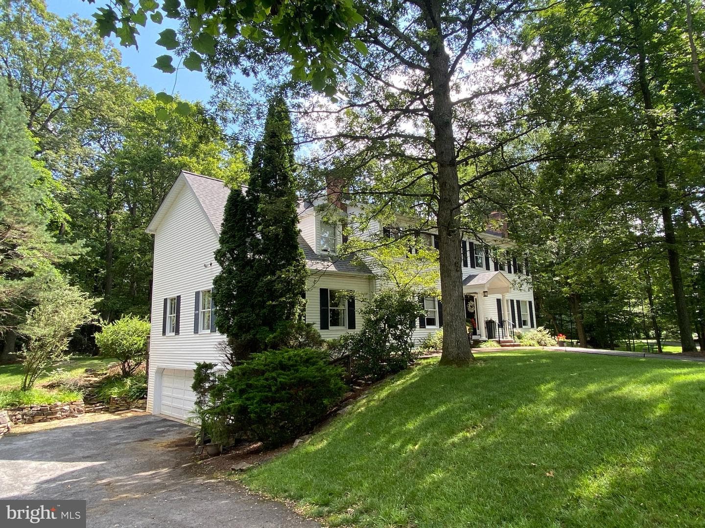 111 Wildernest Lane photo 58