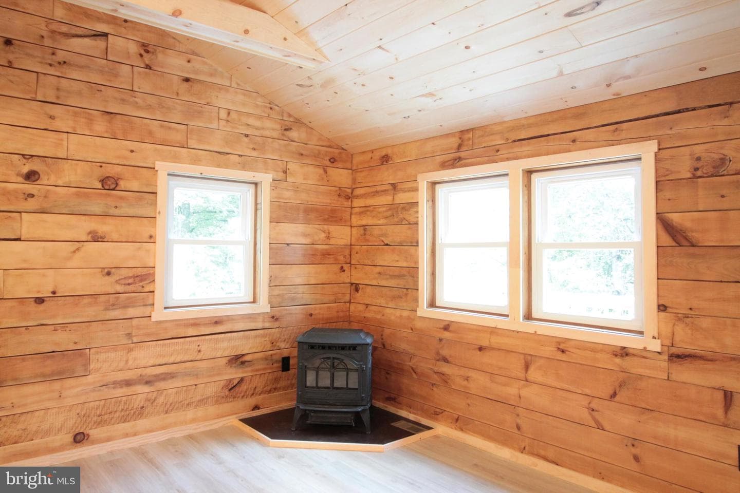 125 Eagles Nest Road photo 11