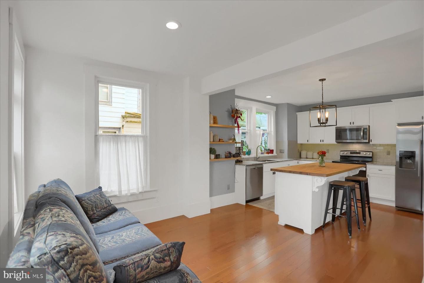 123 Penn Street photo 14