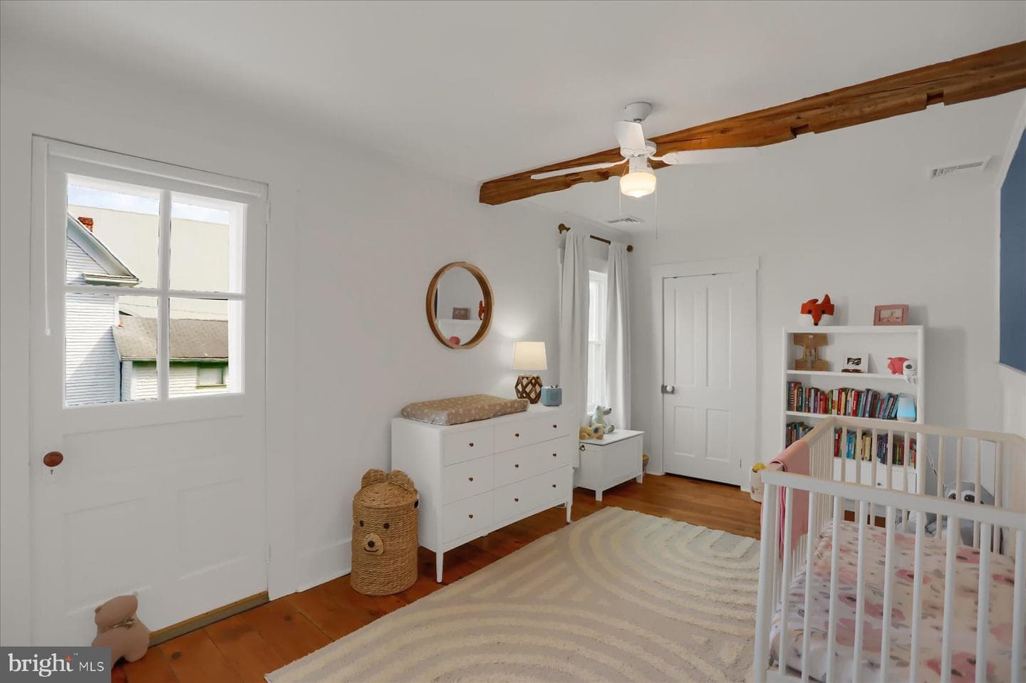 123 Penn Street photo 25