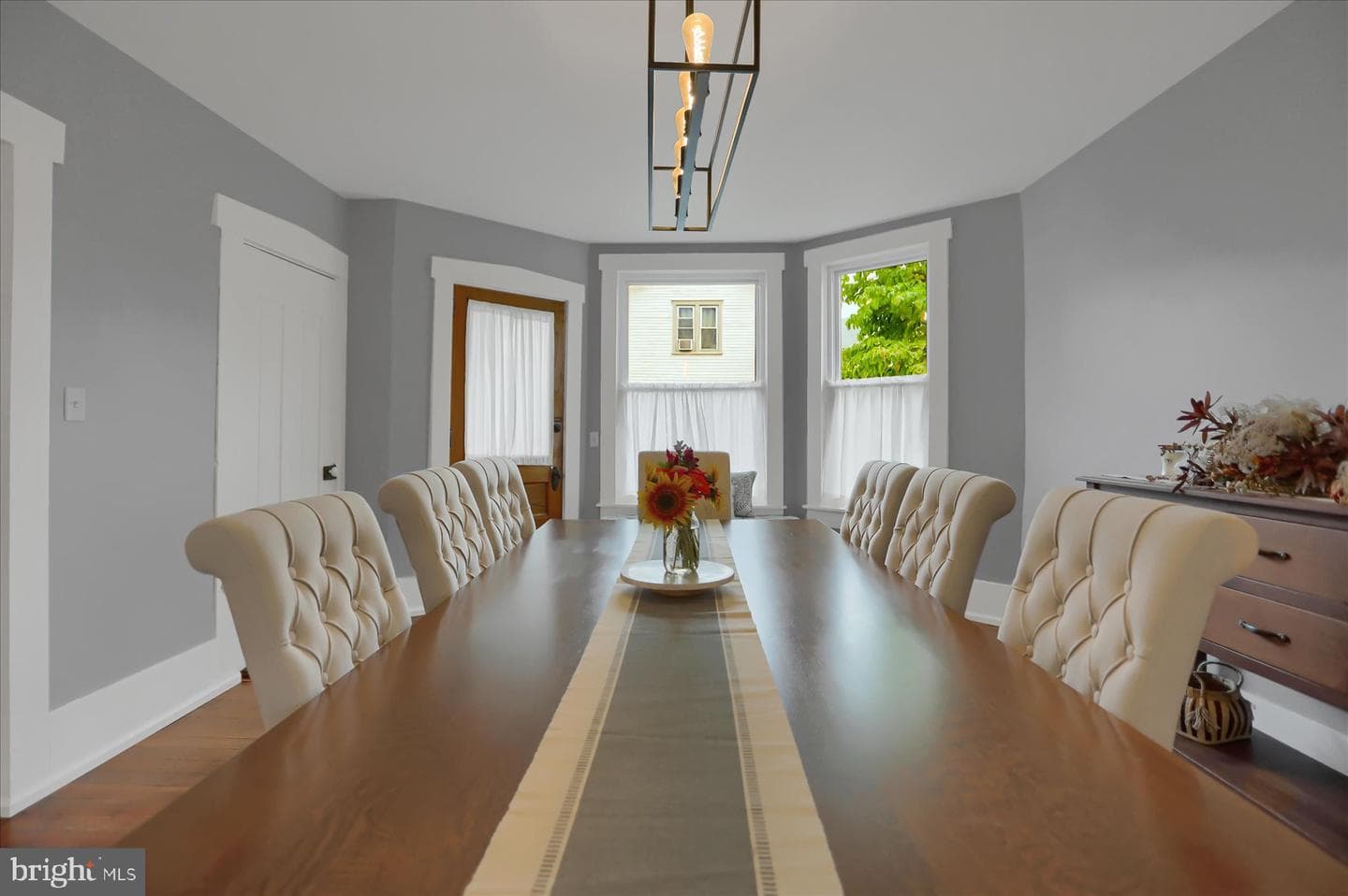 123 Penn Street photo 8