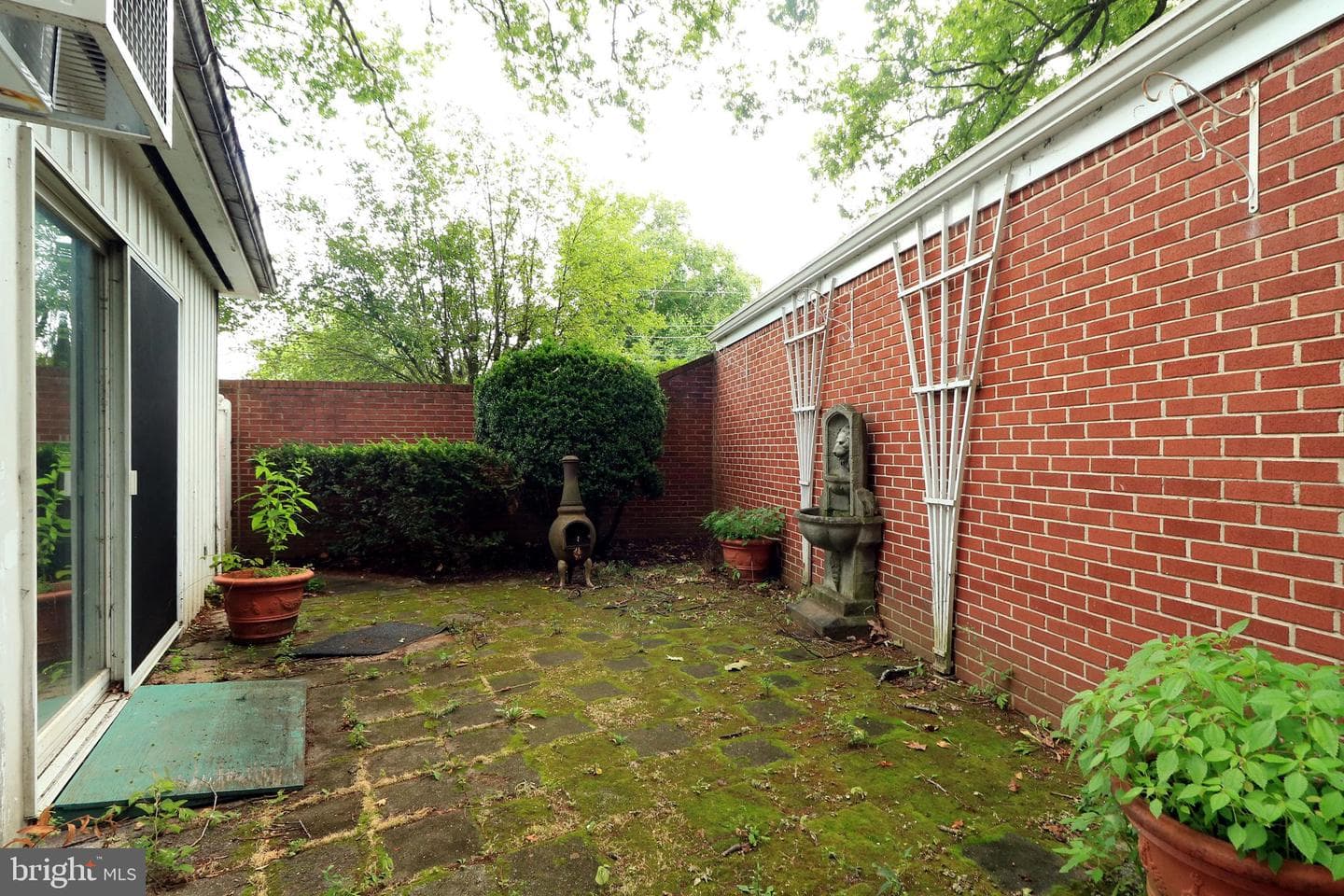 935 Oak Ridge Ave photo 73
