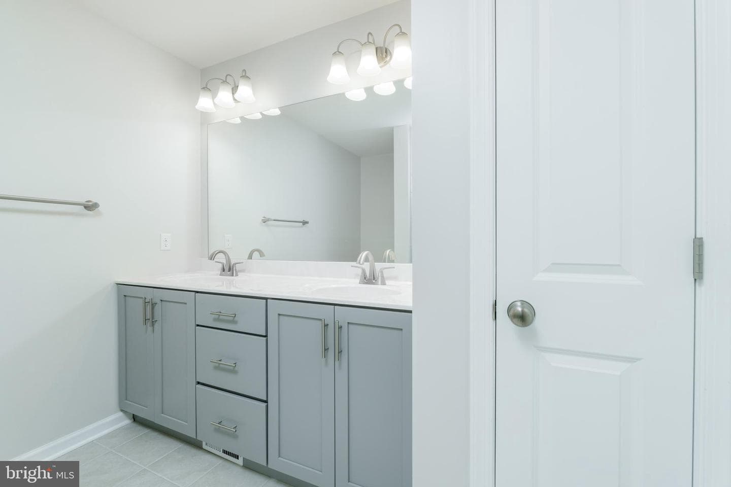 136 Dolomite Drive photo 17