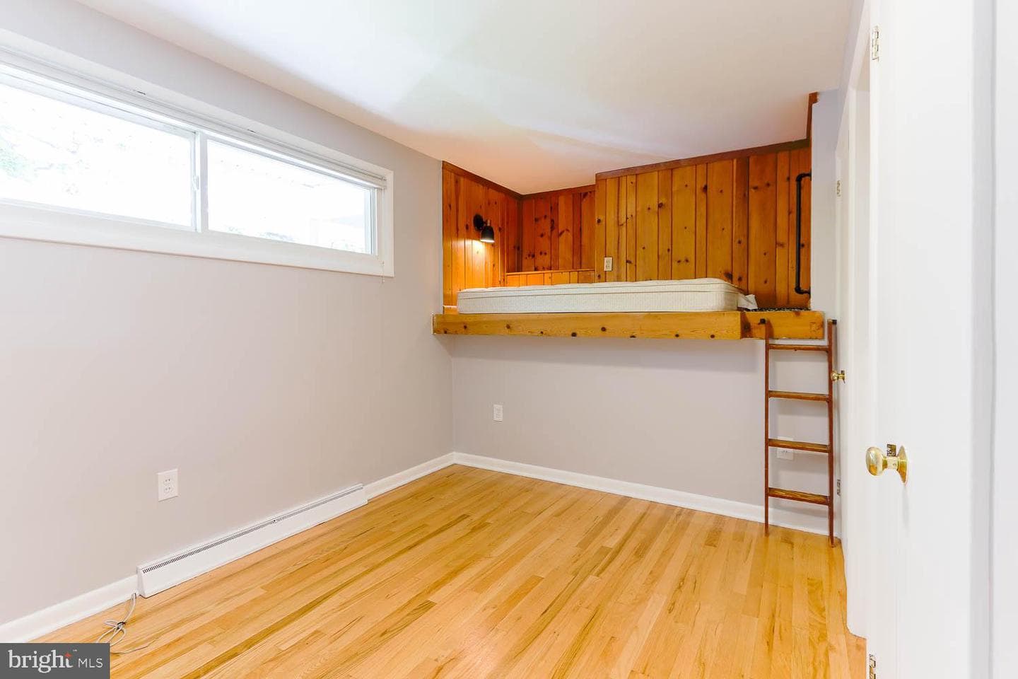 416 E Irvin Avenue photo 12