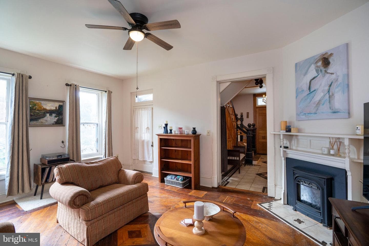 140 E Linn Street photo 32