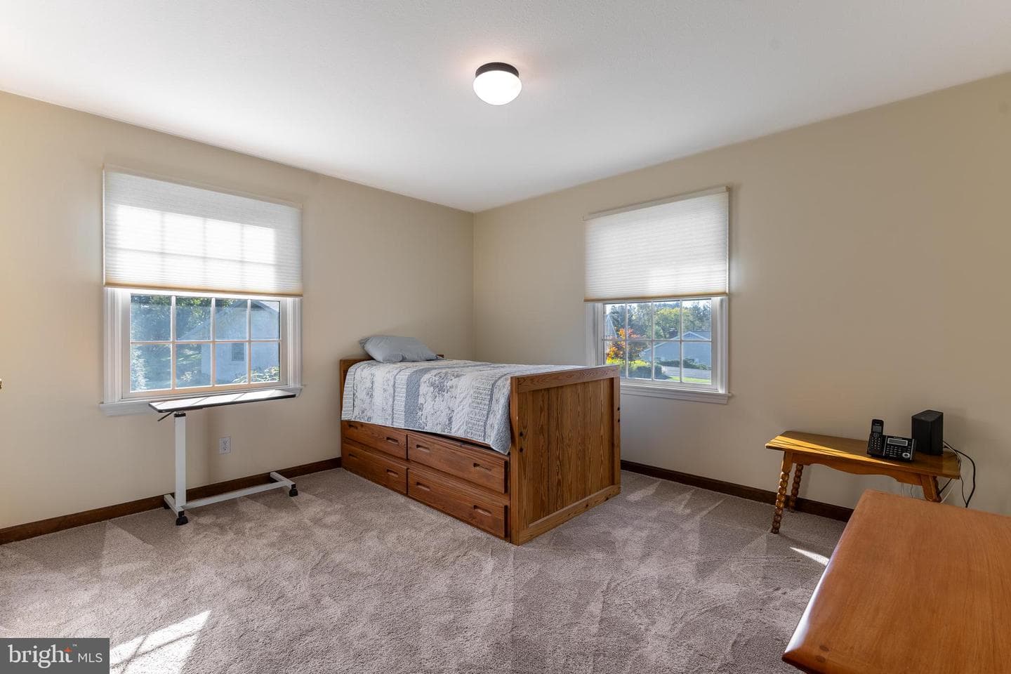 212 Seneca Circle photo 41