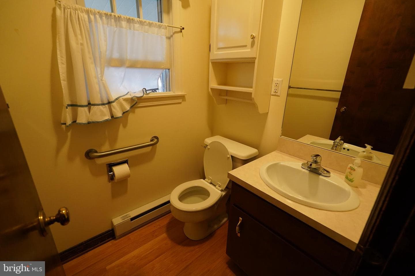 212 Seneca Circle photo 8