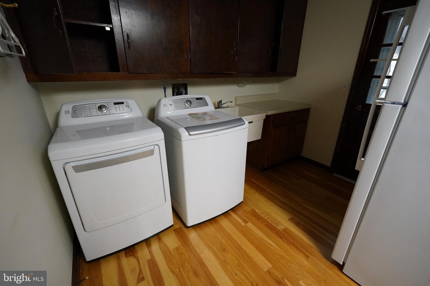 212 Seneca Circle photo 9