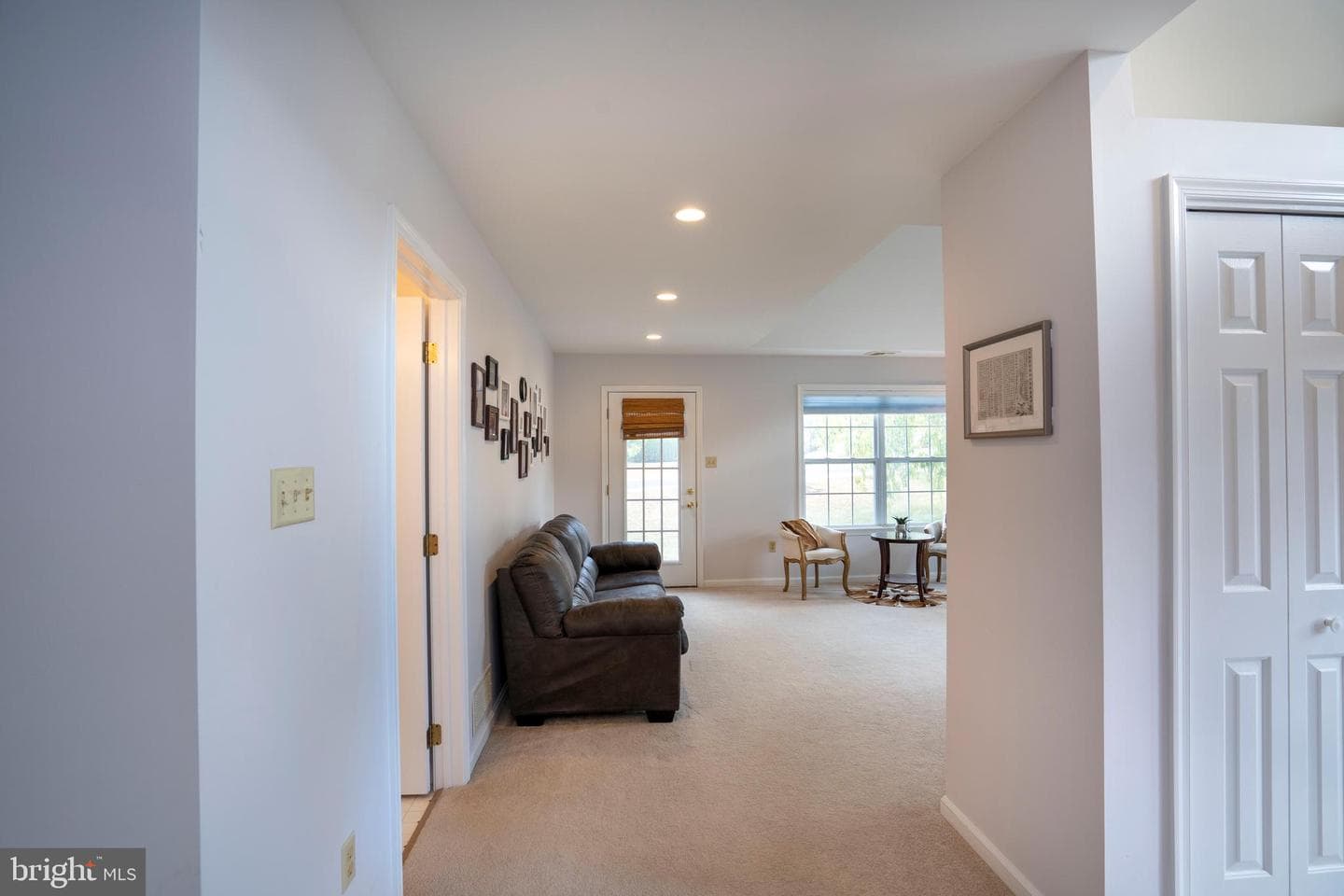 106 Wellington Drive photo 23