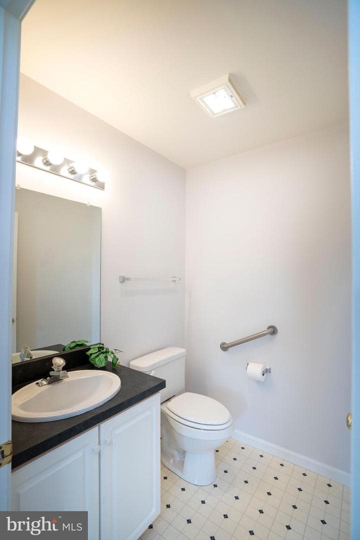 106 Wellington Drive photo 24