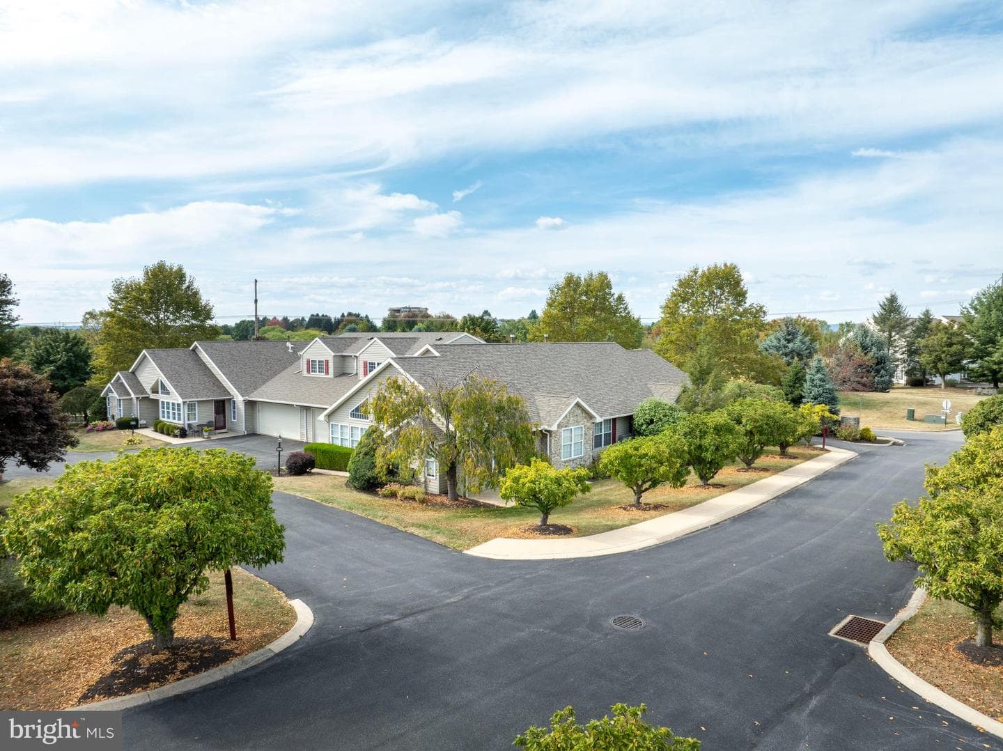 106 Wellington Drive photo 49