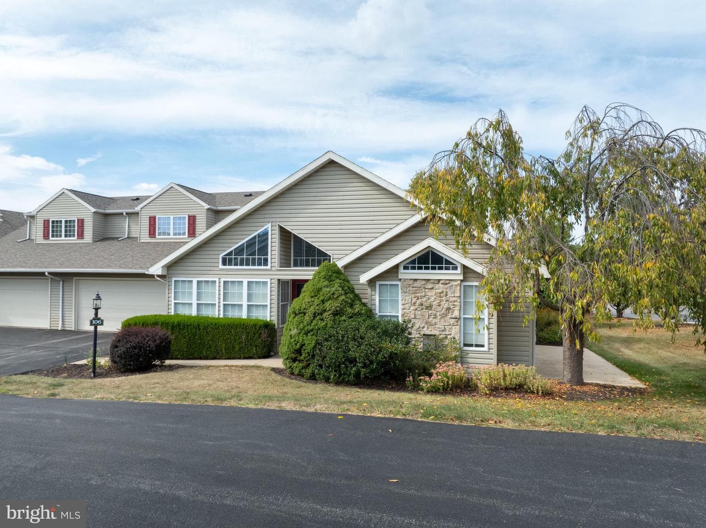106 Wellington Drive photo 50