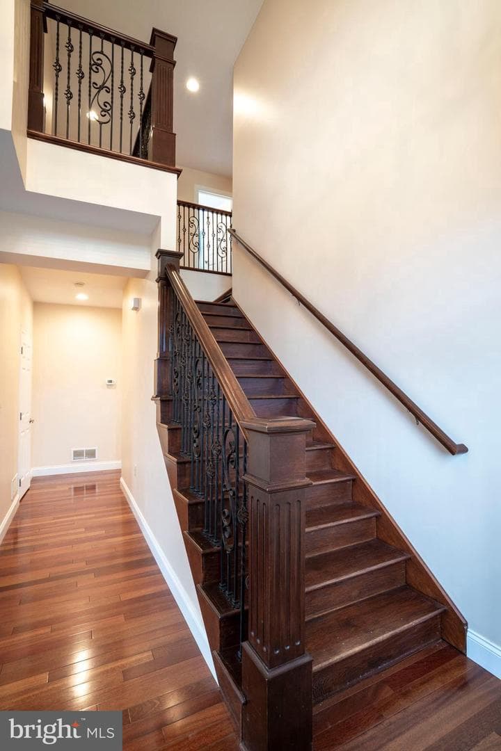 120 Meadowview Drive photo 26