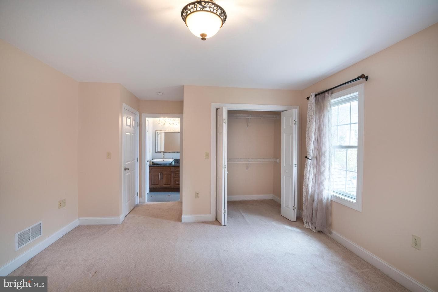 120 Meadowview Drive photo 40