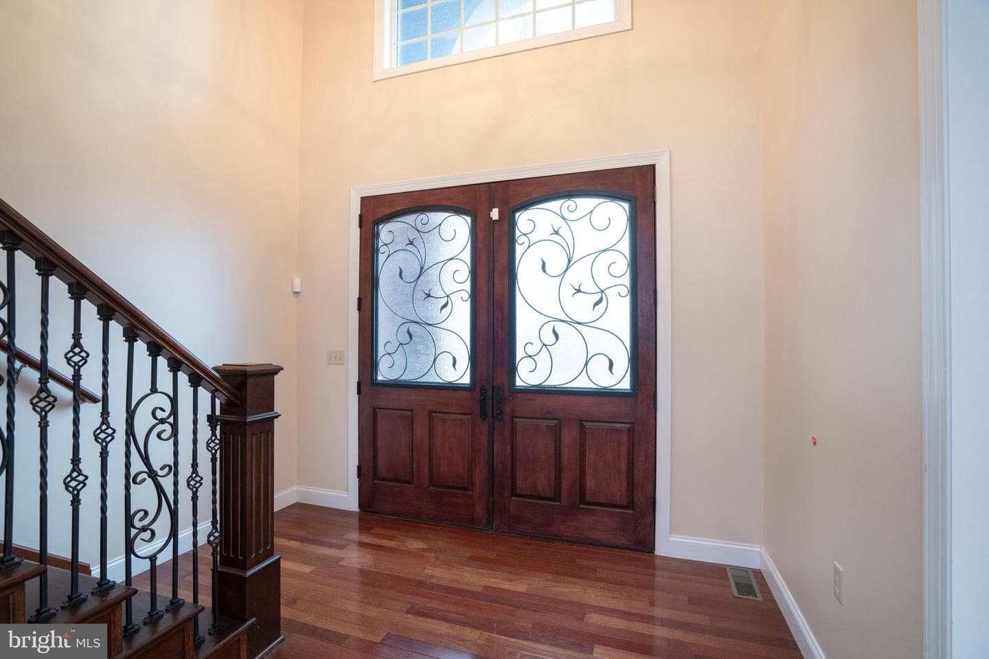 120 Meadowview Drive photo 5