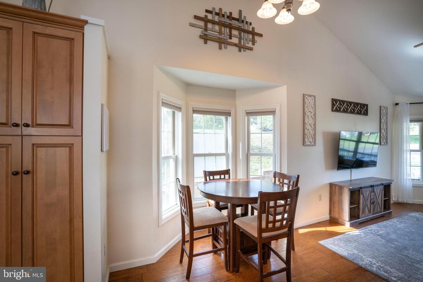 184 Wiltshire Drive photo 11