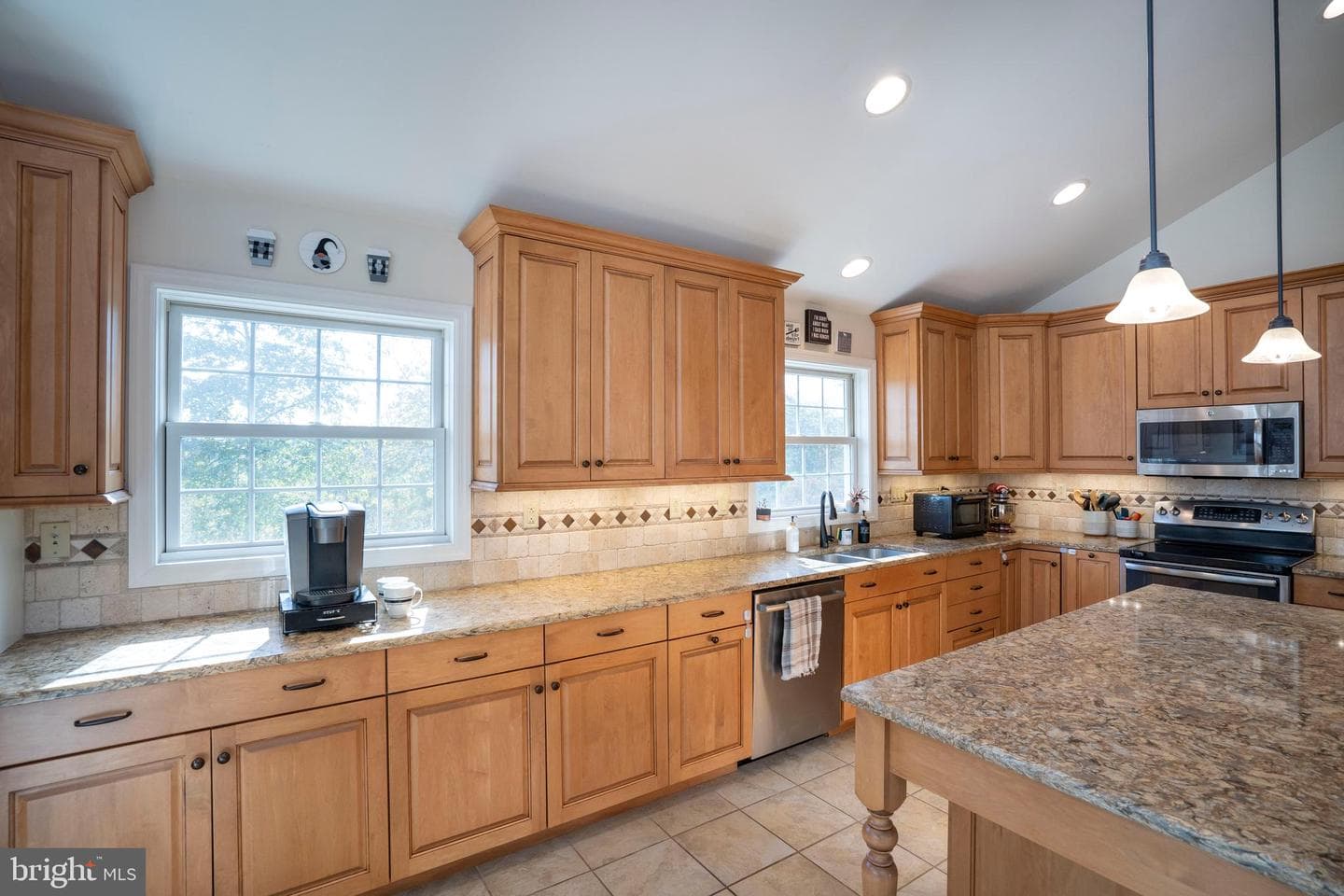 184 Wiltshire Drive photo 18