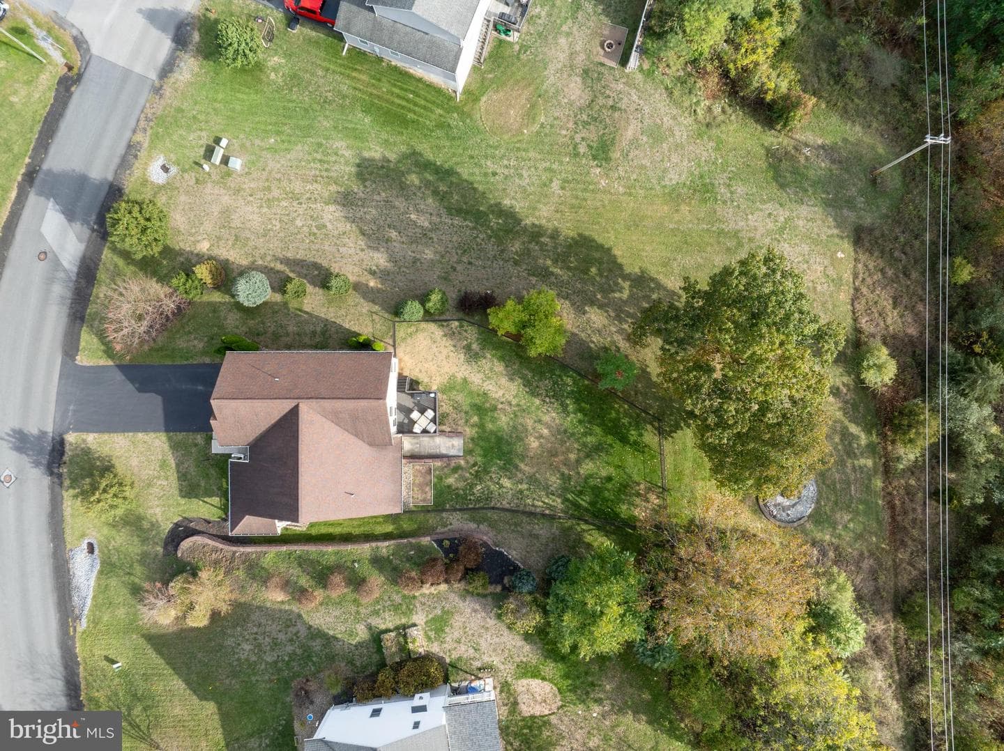 184 Wiltshire Drive photo 58
