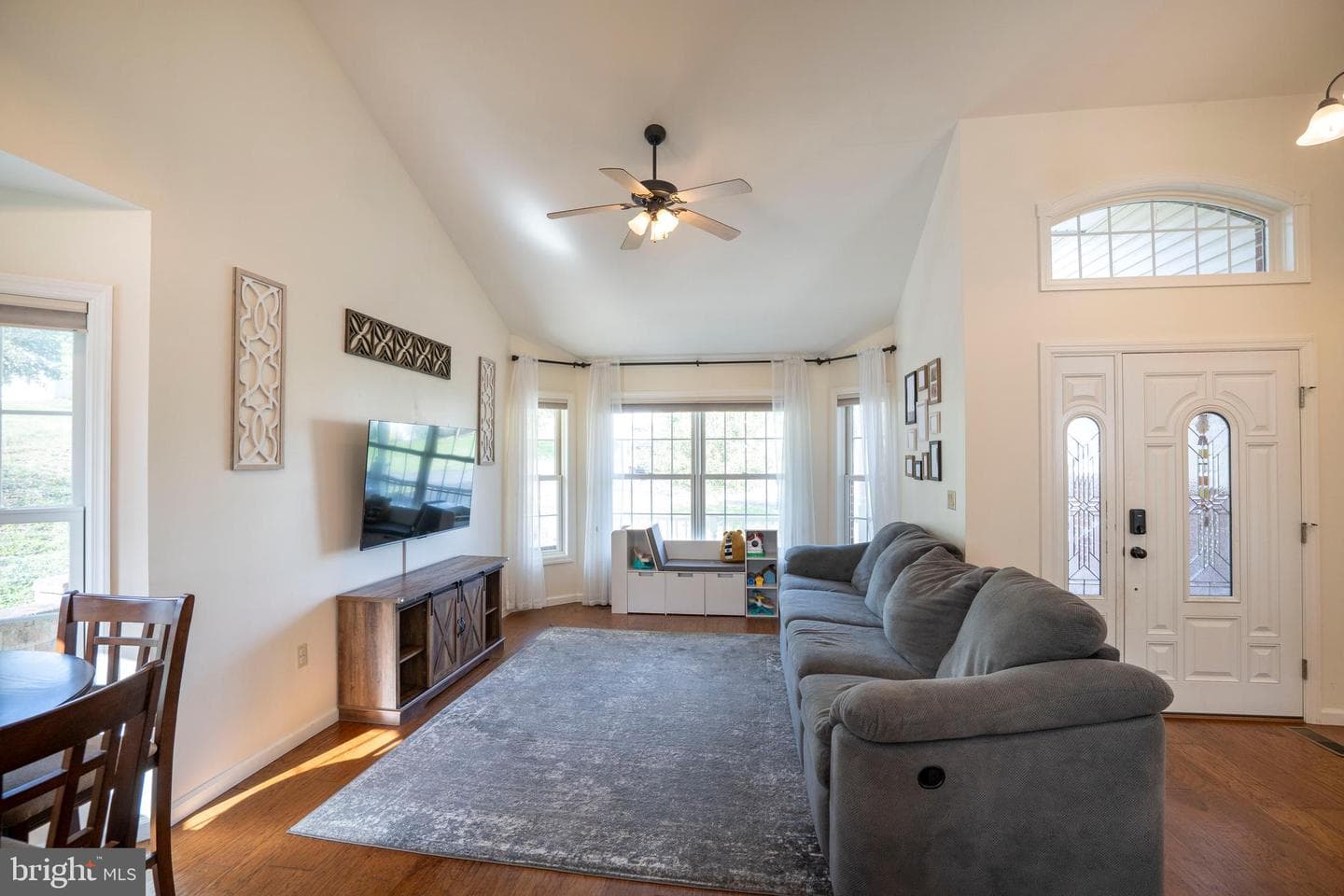 184 Wiltshire Drive photo 7