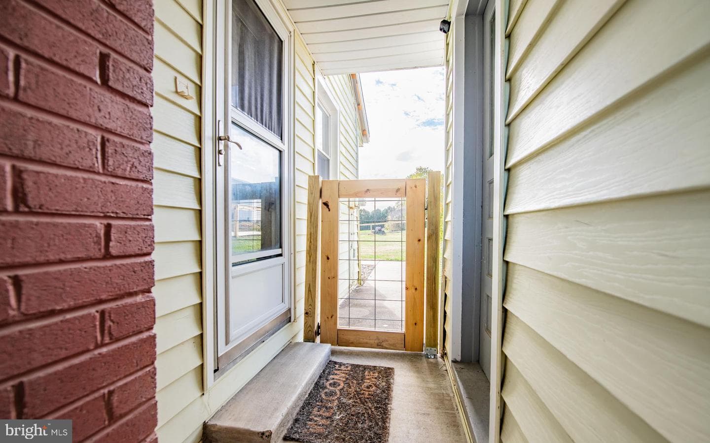 200 Serge Street photo 21