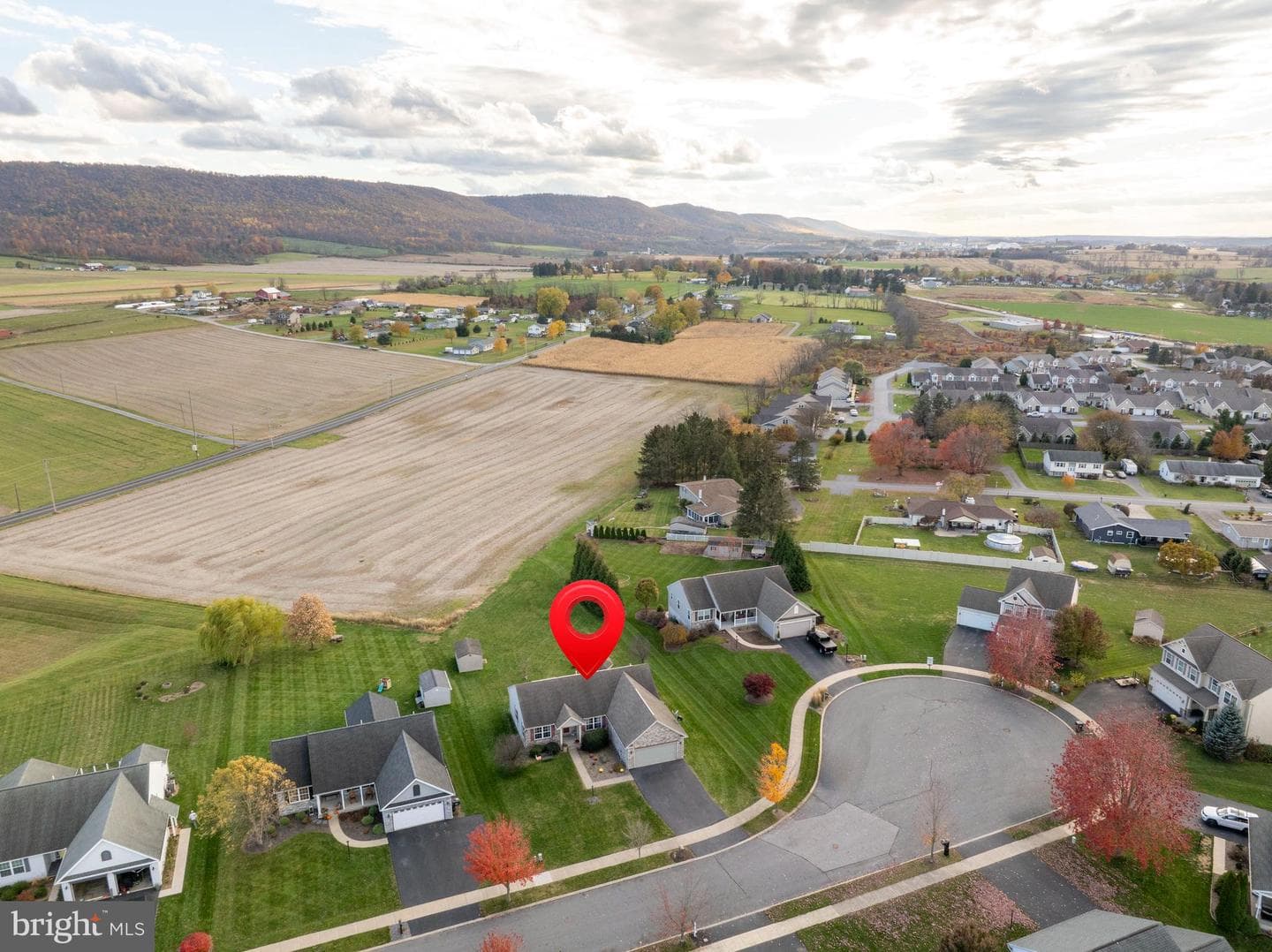 245 Archers Glen Circle photo 4